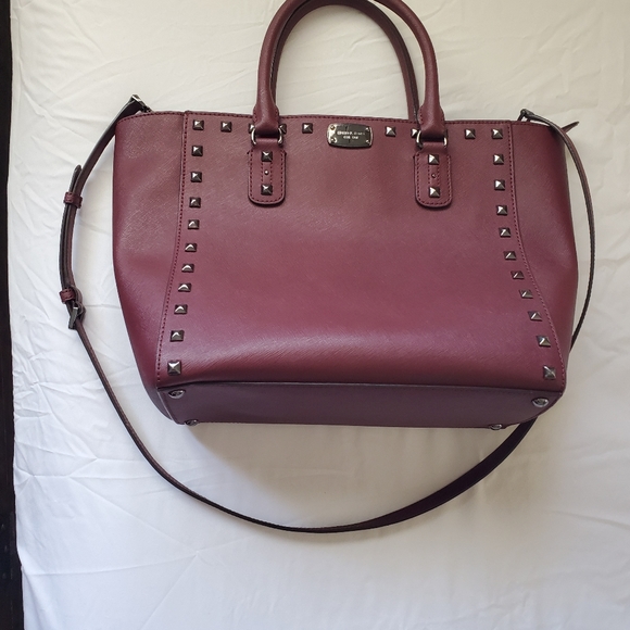 Burgundy Michael Kors bag with dark silver hardware - Picture 9 of 9